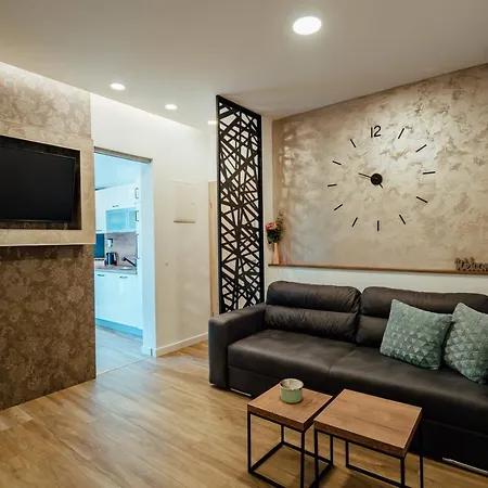 Apartment Tina *