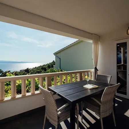 Apartament Tina