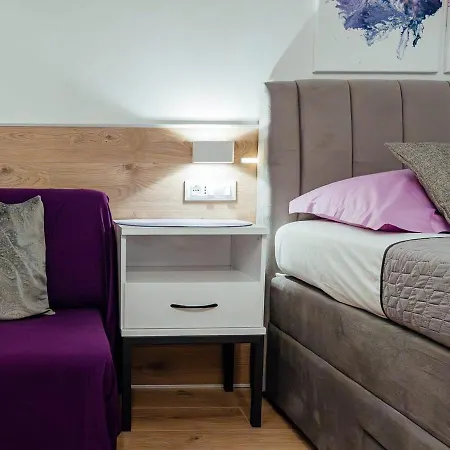 Apartament Tina